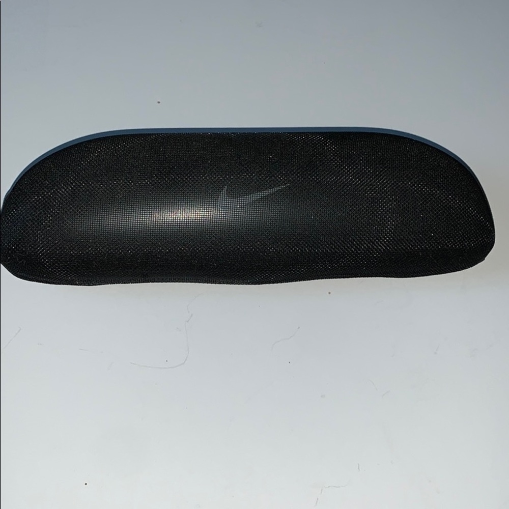 Nike Men’s Black Hard Clamshell Eyeglass Case